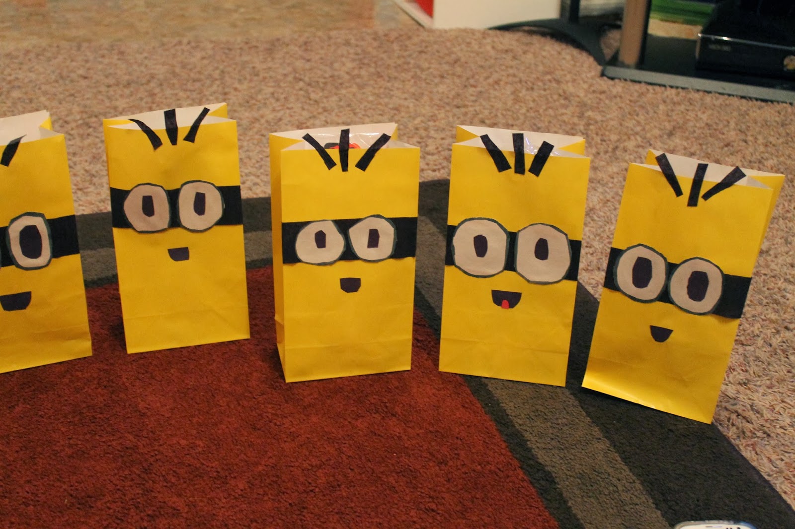Minion Party Gift Bags | Loving You Out Loud