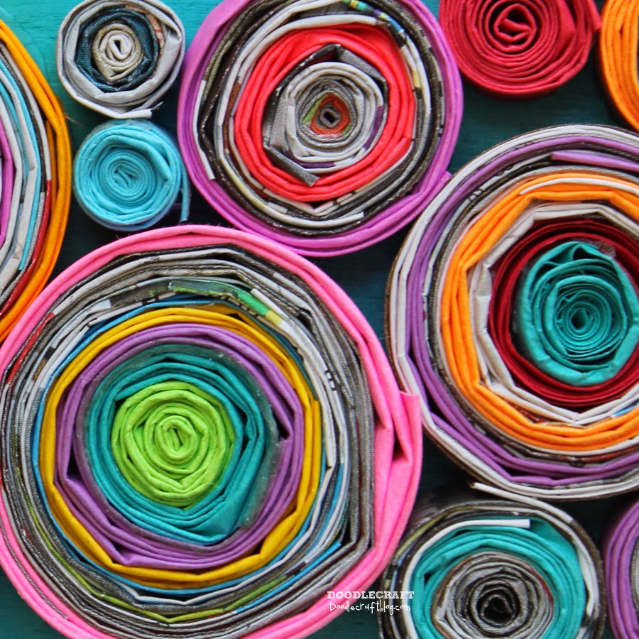 Doodlecraft Upcycled Rolled Paper Frame!