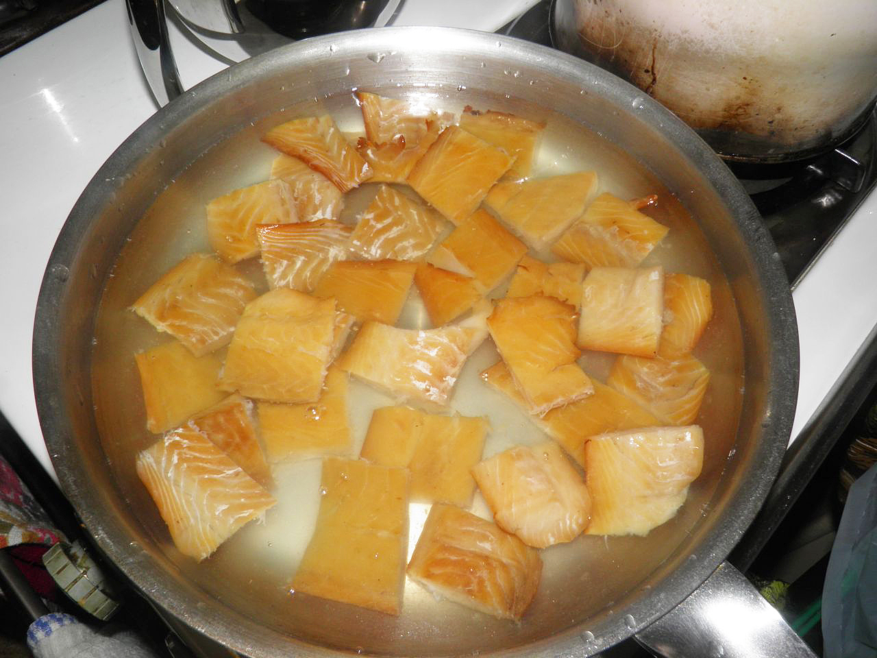 Docaitta Lifestyle Recipe Smoked Fish with Tarragon Egg Sauce