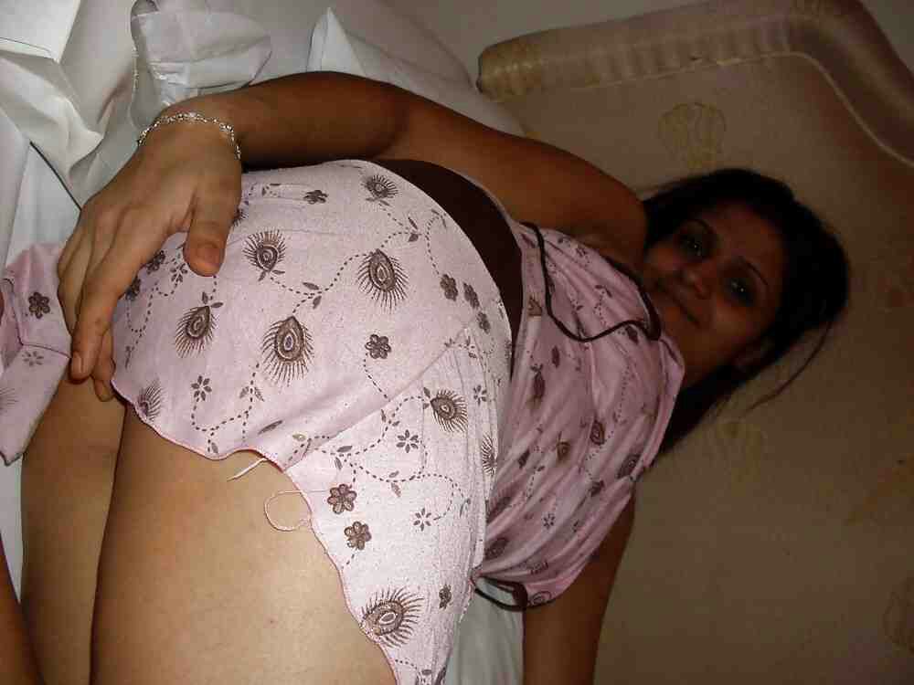 sexy girls in bathtub naked diya mirza nude having sex