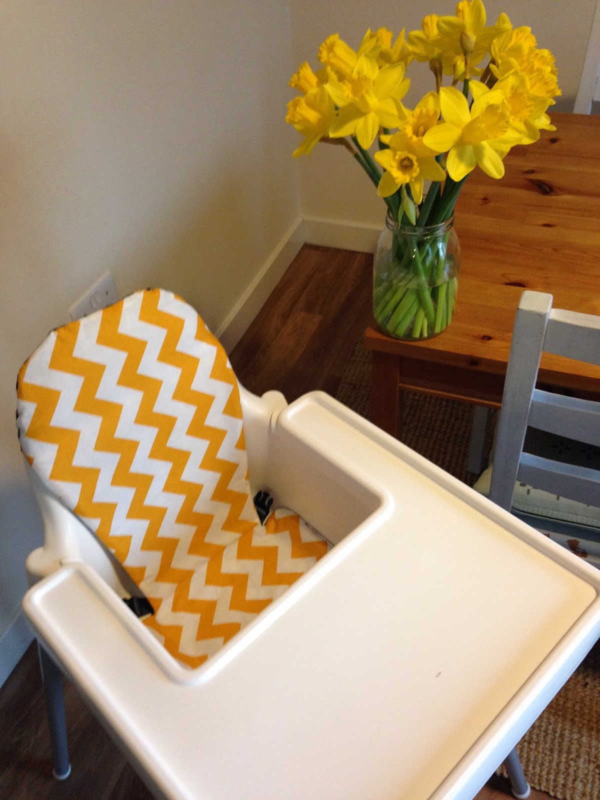 Elsa and Us: Ikea Antilop High Chair Cover