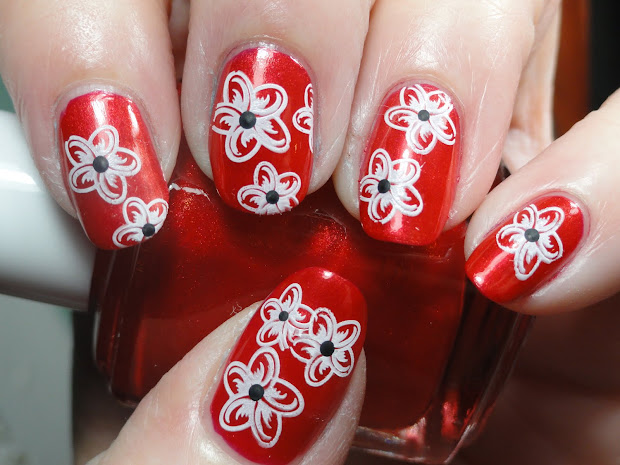 canadian nail fanatic essie bungle