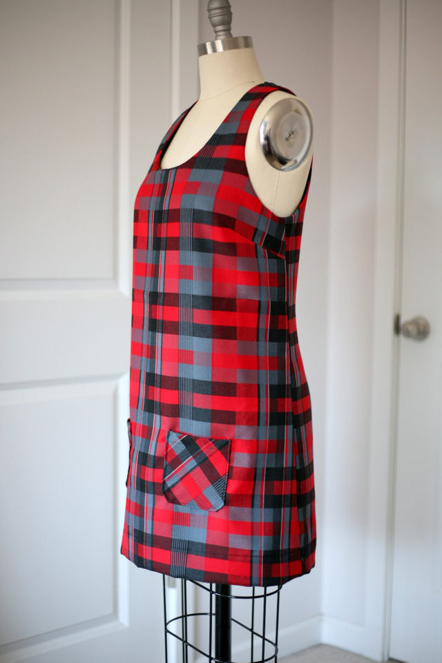 Festive jumper dress from really nice red plaid wool! / Create / Enjoy