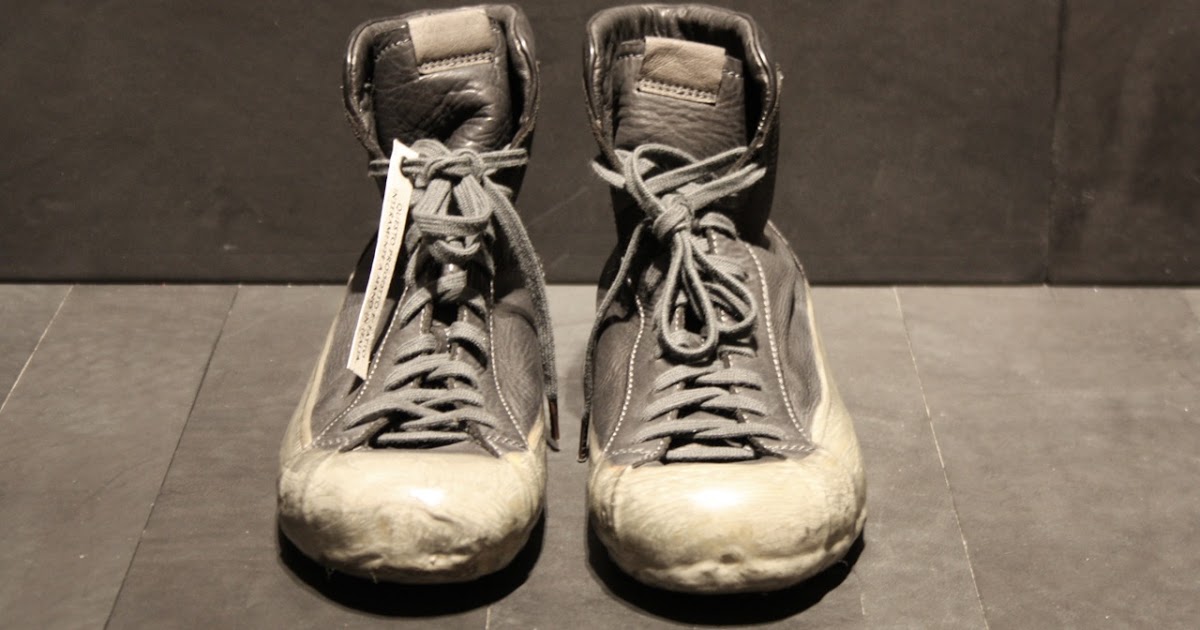 o.X.s UNISEX RUBBER DIPPED SNEAKERS