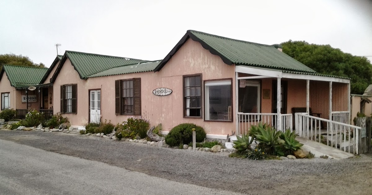 SA Grensposte SA Ports of Entry Bedrock in Port Nolloth