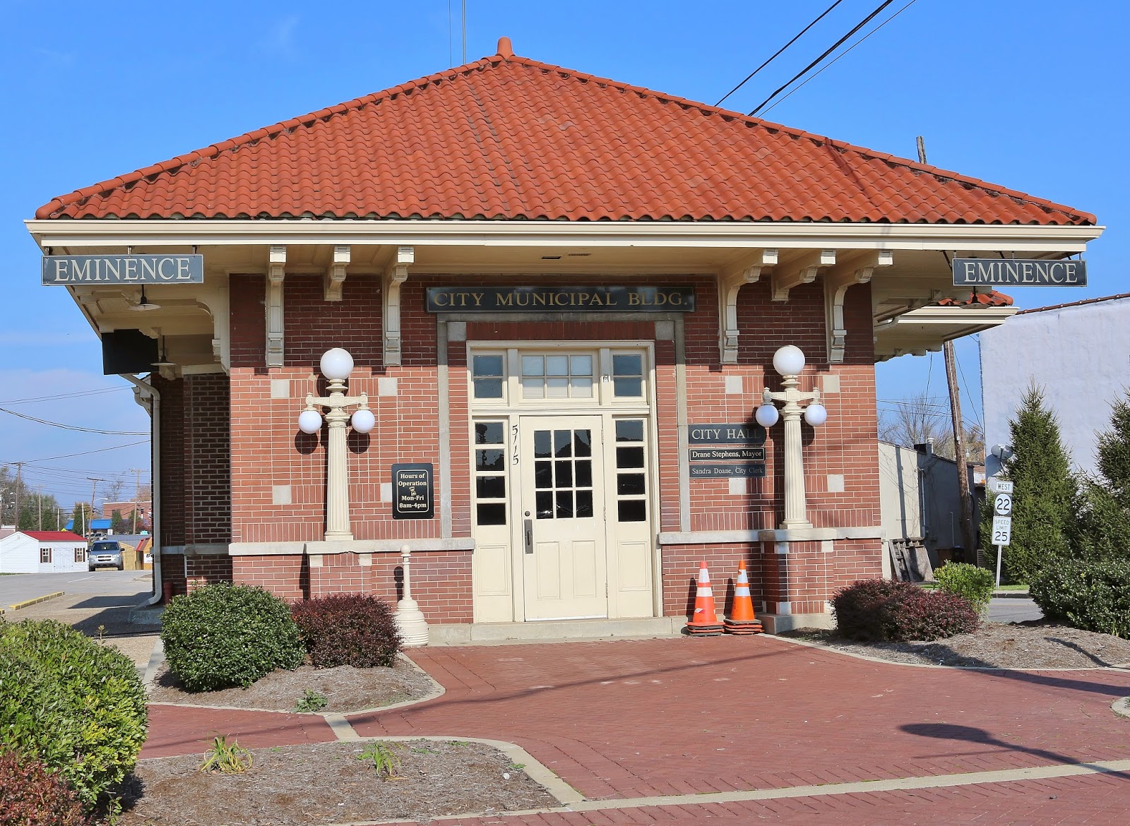 BlueEyed Kentucky Eminence