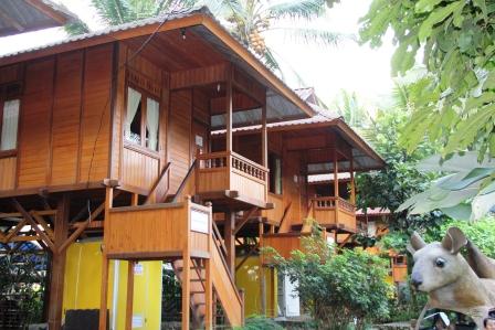 Villa Taman Matahari | Paket Menginap Villa Taman Wisata ...