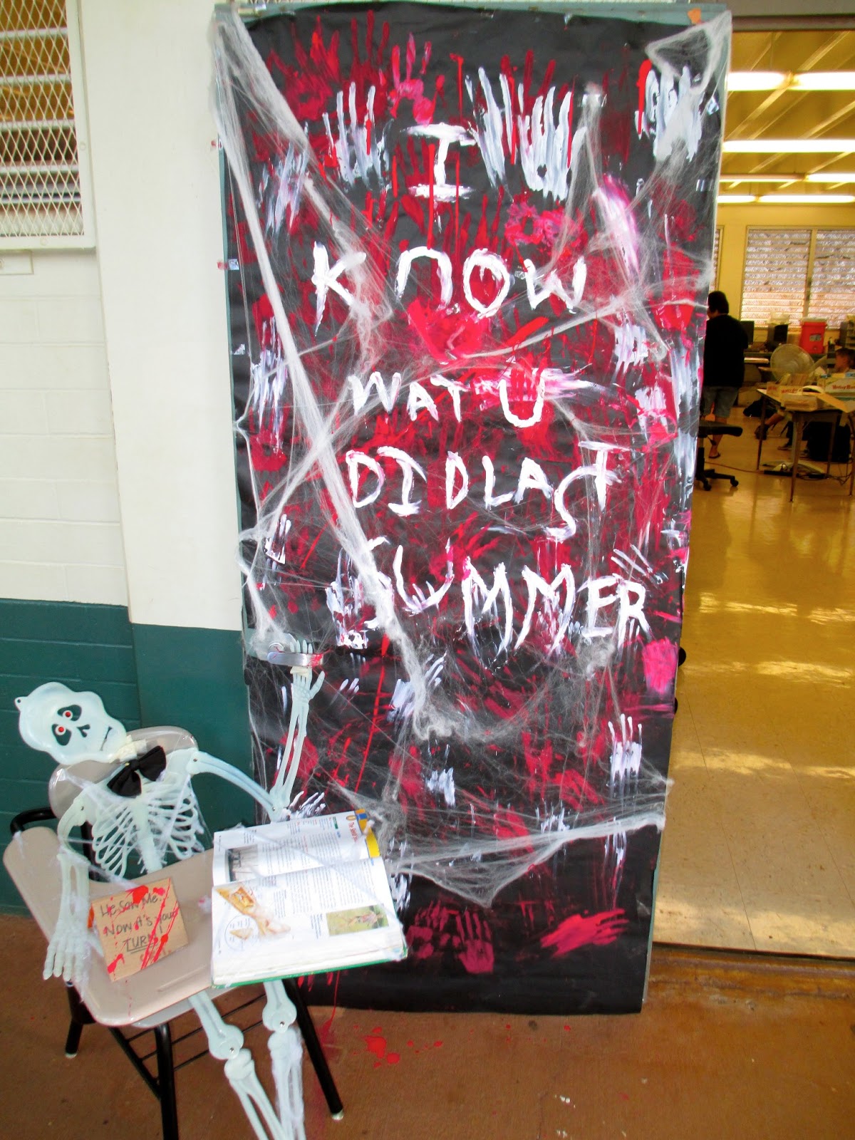 Highlands Intermediate Student Activities Halloween Door