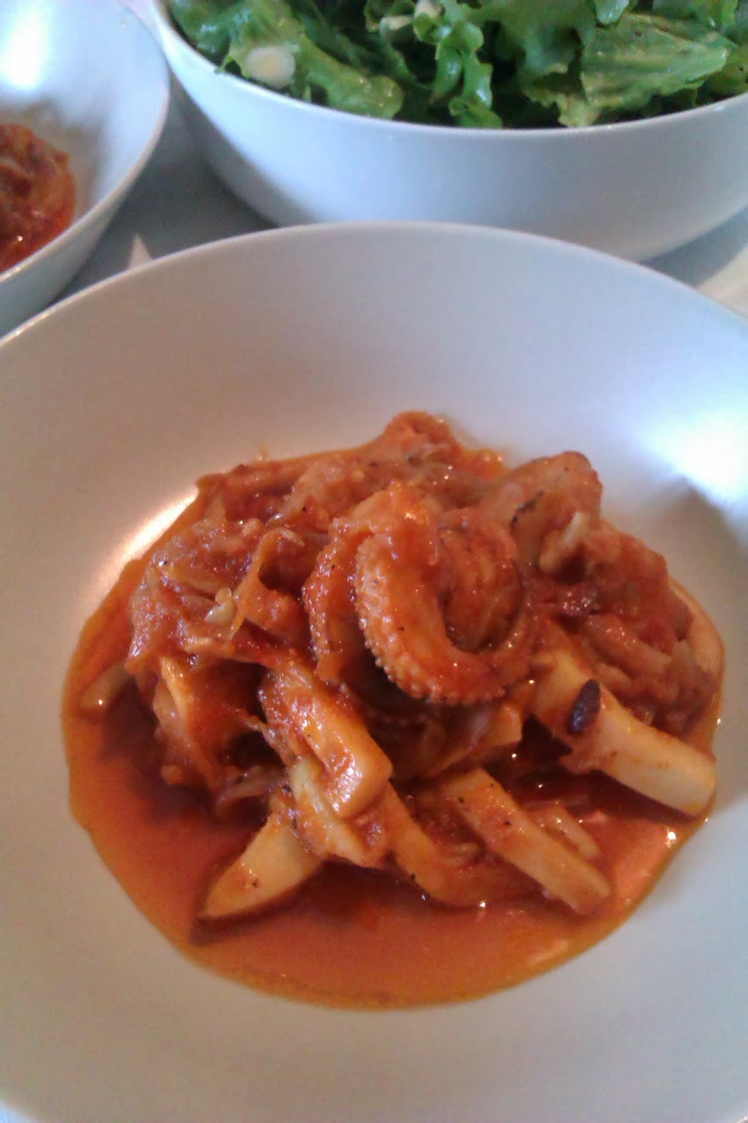 Cuttlefish with onions and ouzo