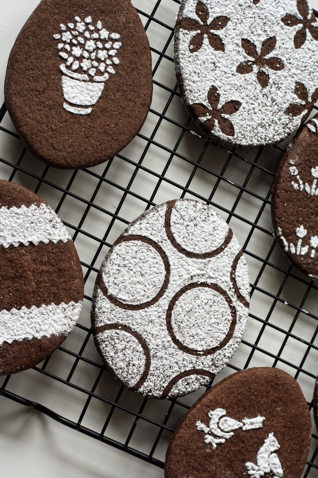 the semifrugal life chocolate Easter egg cookies