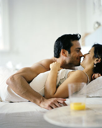 Hot Couple On a Bed images For Mobile and PC