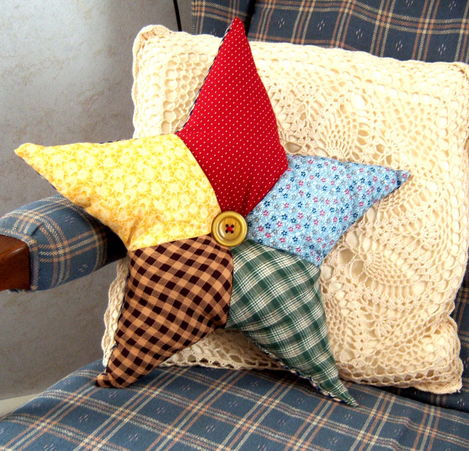 Shoregirl's Creations Star Pillow