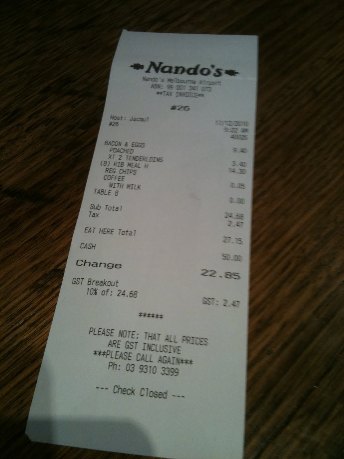 ♥ Adventures, Thoughts and Mindless Chatter ♥ Breakfast Nando's Melbourne Airport