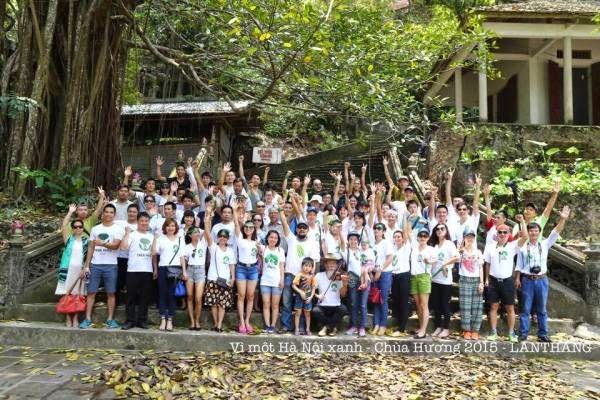 Nhóm Vì Một Hà Nội Xanh – Tổ chức picnic và thăm, động viên gia đình anh Nguyễn Chí Tuyến