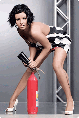 girl_extinguisher.gif