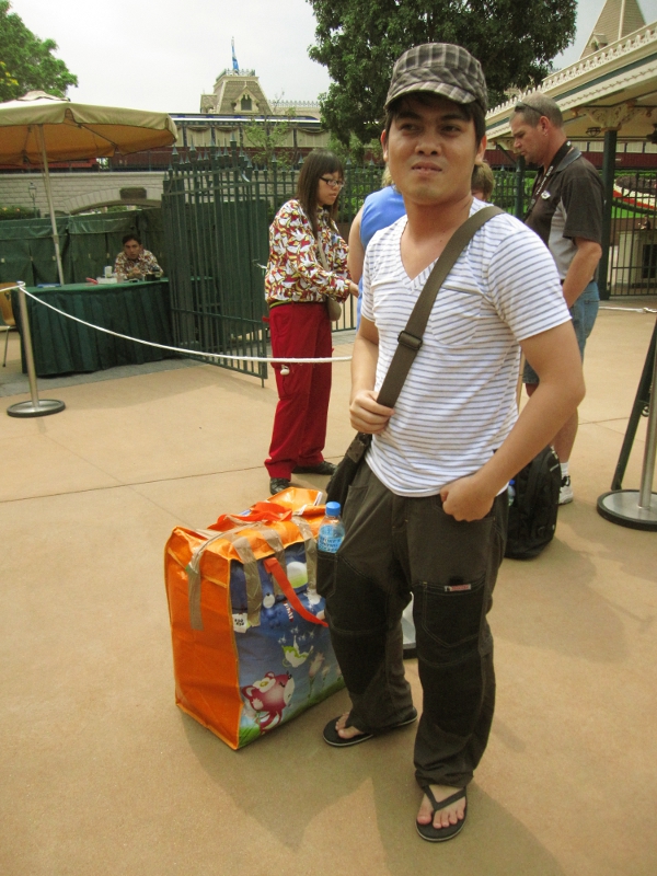 Around The World HK Baggage Counter before the Ticket Gates