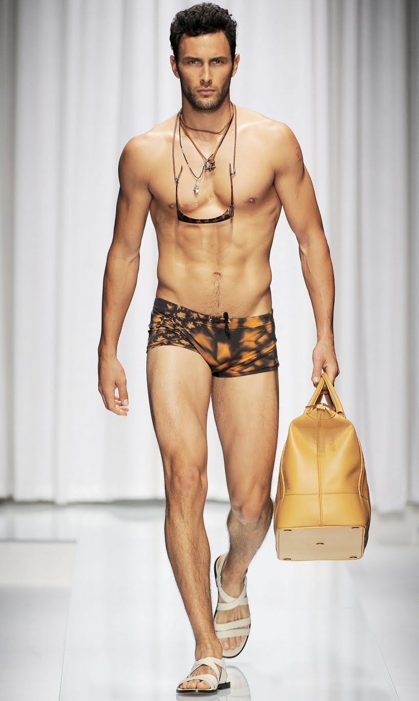 noah mills height bob out hump day hunk noah mills noah mills height bob out hump day hunk noah mills