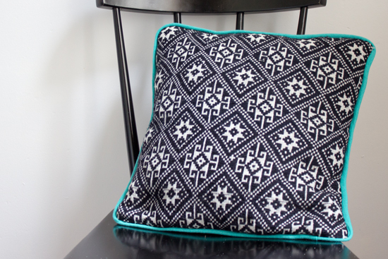 diy piped cushion tutorial diy piped cushion tutorial