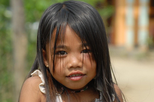 Redefining the Face Of Beauty : BEAUTIFUL VIETNAMESE GAL'S "CHILDREN"