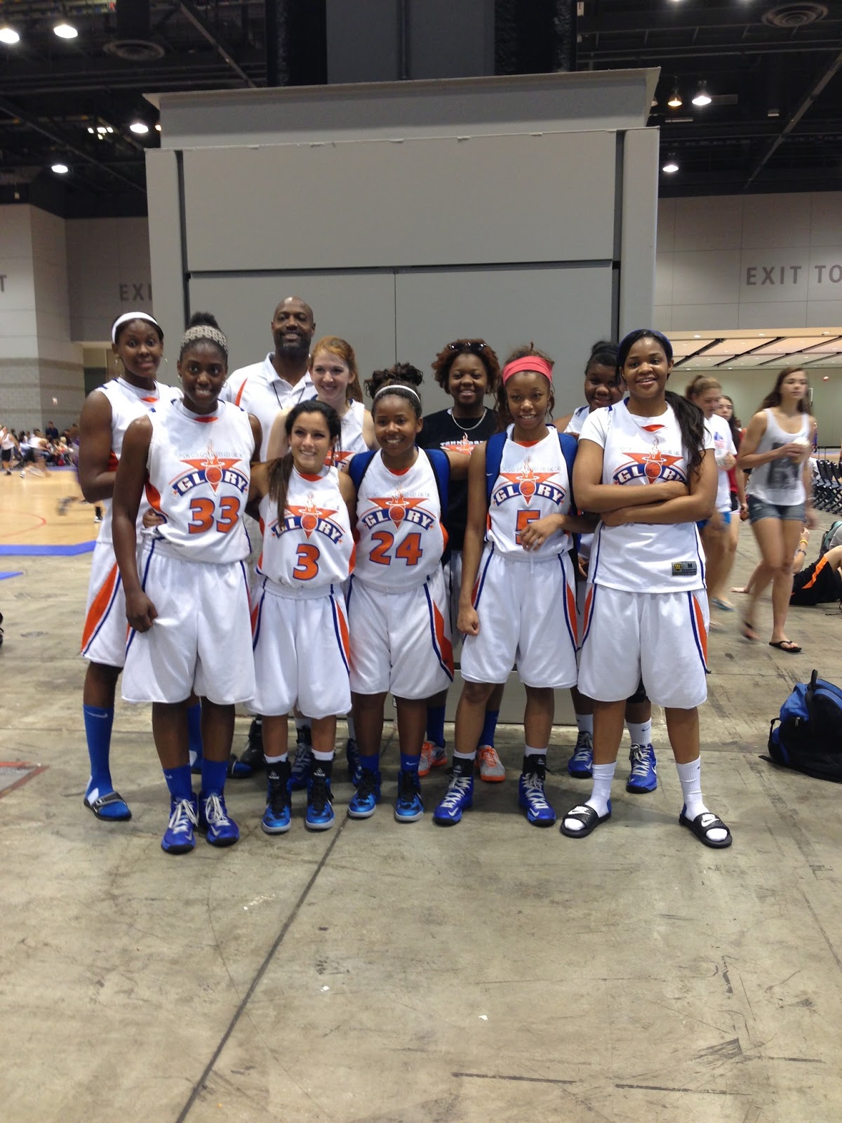 Memphis Girls Basketball Team Tennessee Glory 16U excels at Nike