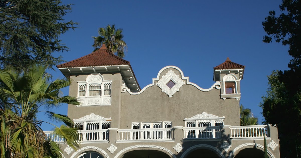 Voyager Los Angeles Alvarado Terrace