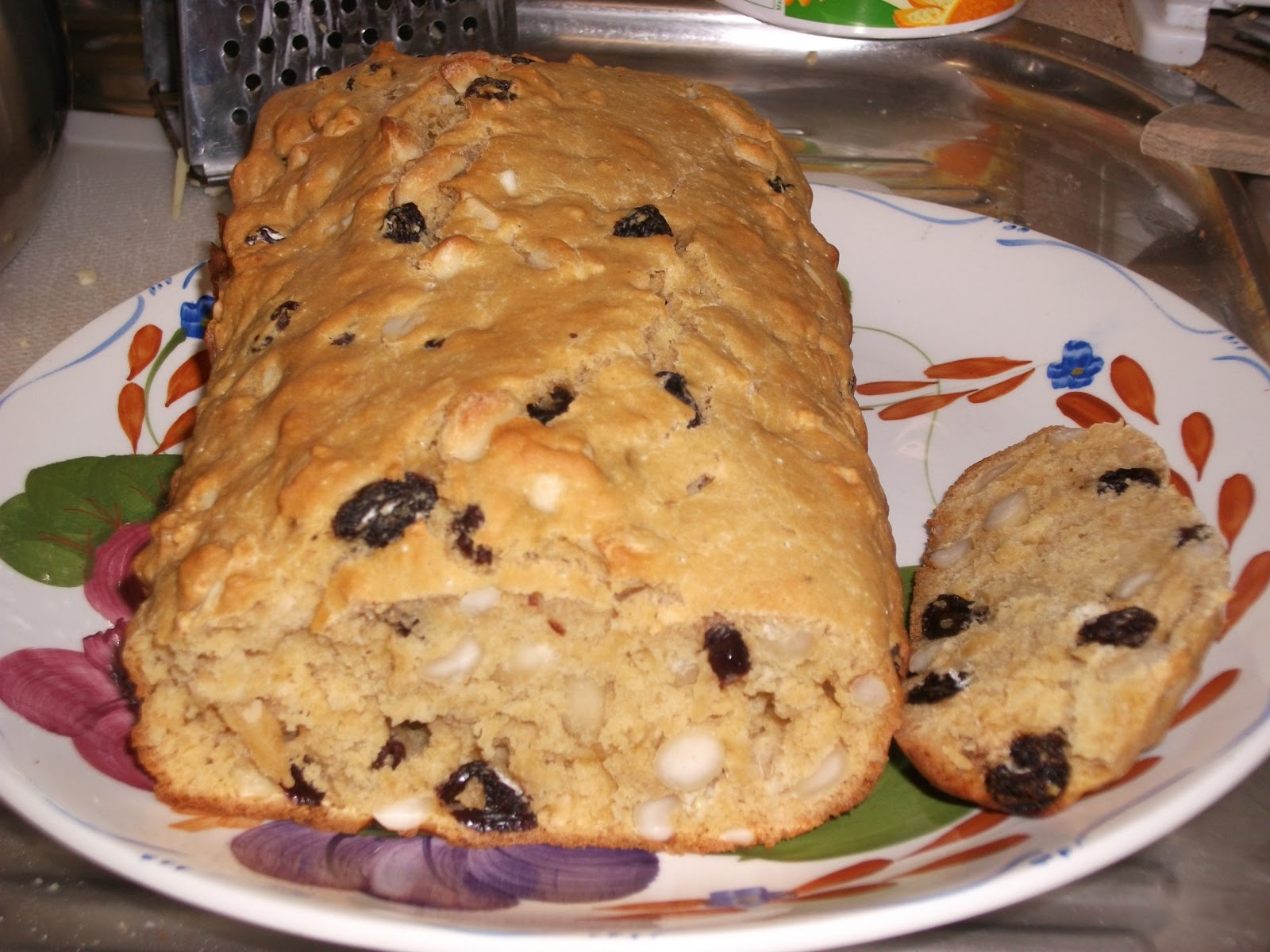 Nellie B's Wartime Rationing Nut and Raisin Loaf