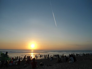 Sunset Di Pantai Kuta, Bali