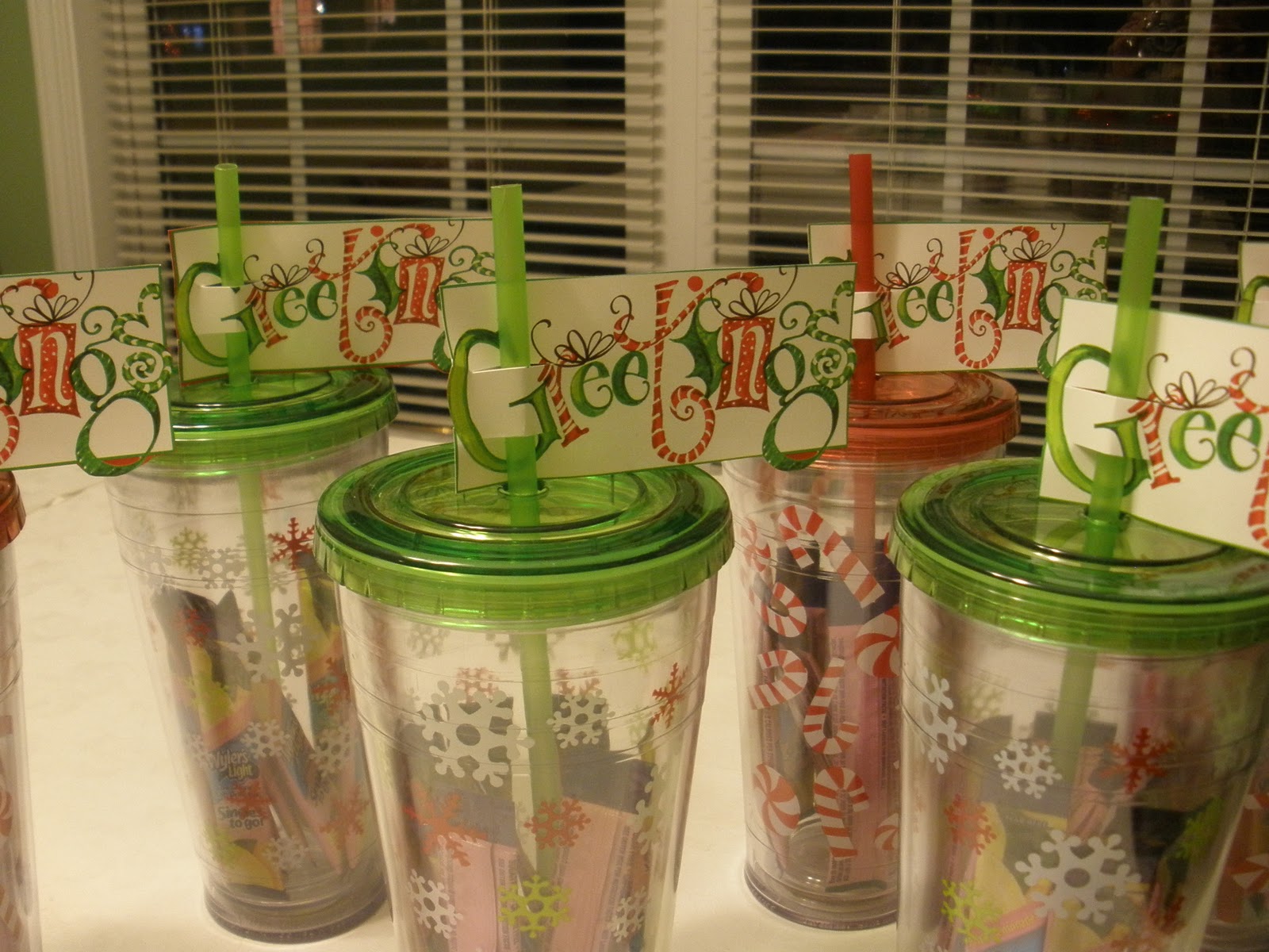 Postcards from Kelly Anne: Easy Secret Santa or Gift Swap Idea