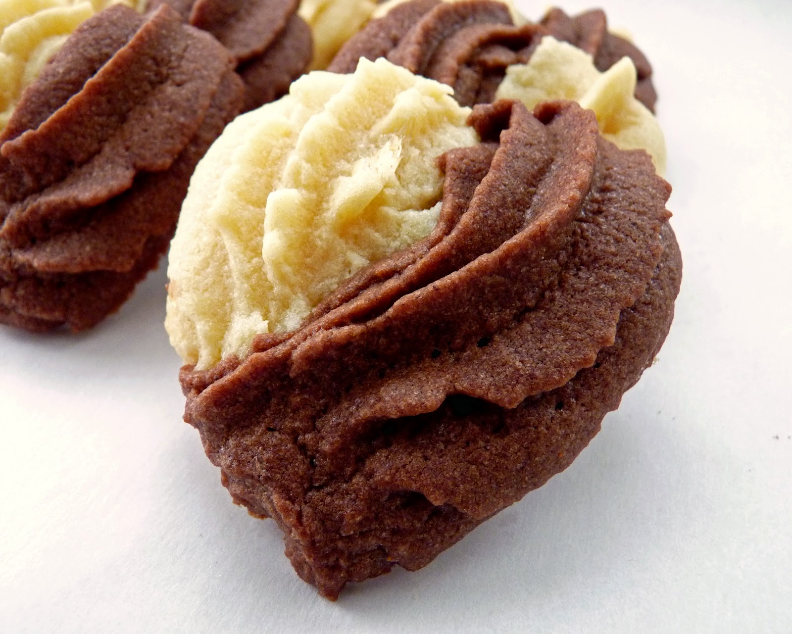 pastry studio Vanilla & Spiced Chocolate Cookies