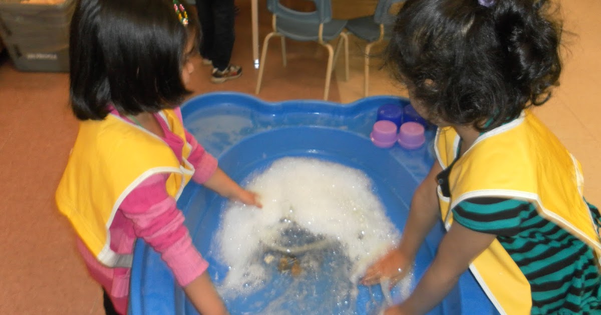 Ms. Shan's Kindergarten Class 20122013 Water Play BUBBLES