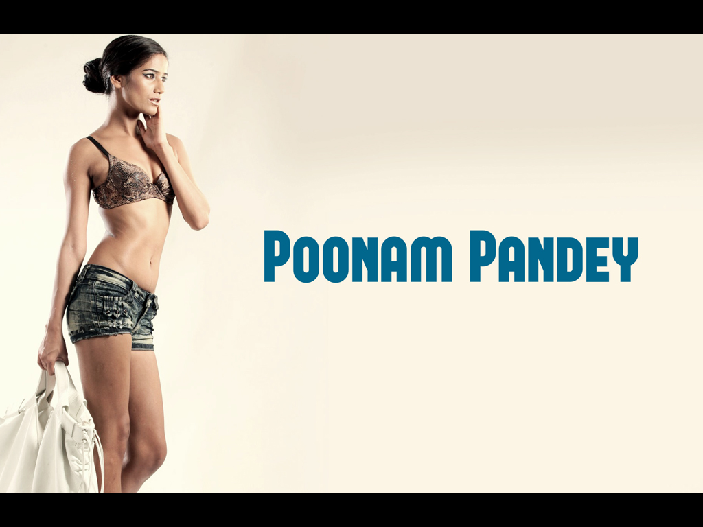 indian model poonam pandey image