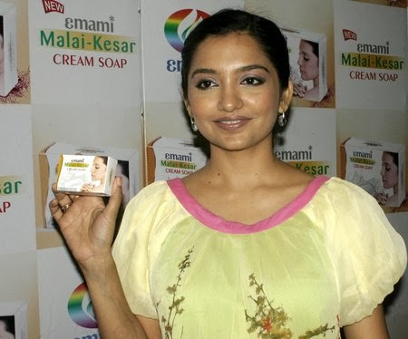 June+Malia+Hot June Malia ~ Bollywood Hot Actress HD Wallpapers Free Download