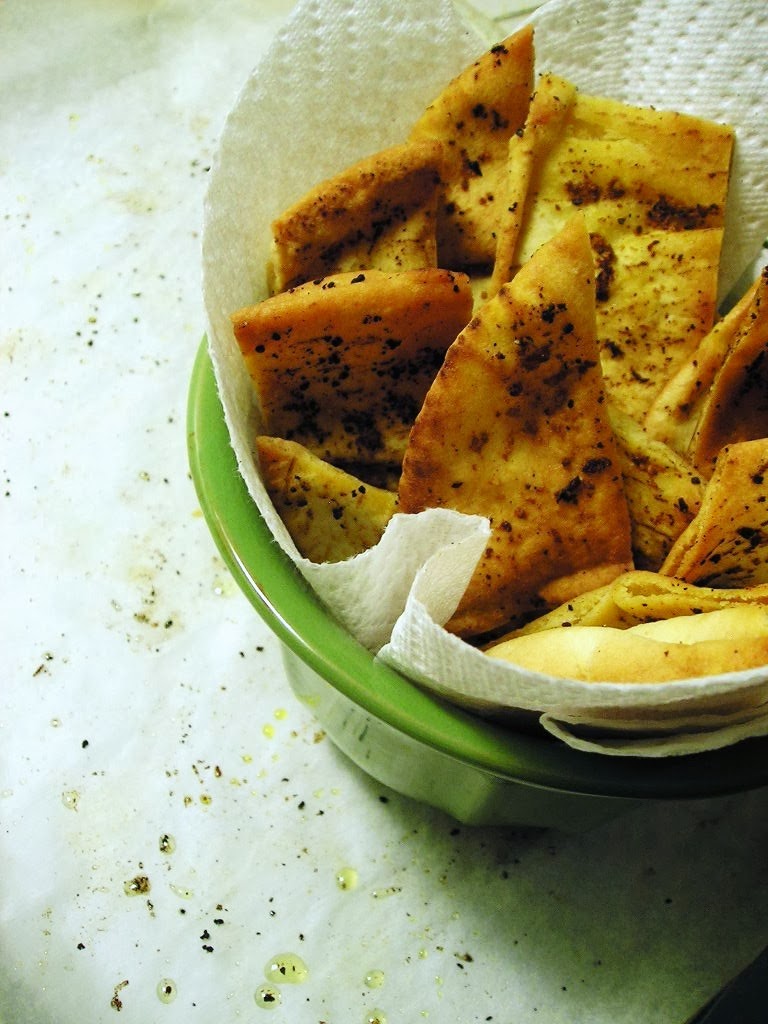 Ooh! That Looks Good! taste it and make it pita chips!