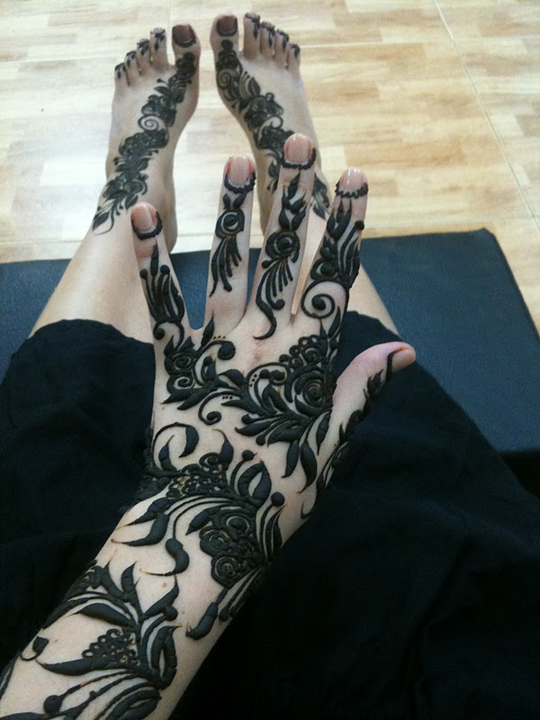 A Little Oryx in Qatar Henna (part 1)