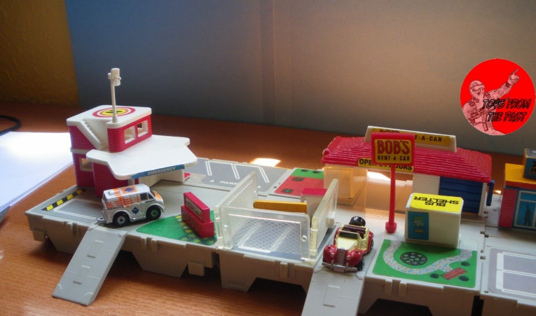 Toys from the Past 63 MICRO MACHINES TRAVEL CITY PLAYSETS HOSPITAL
