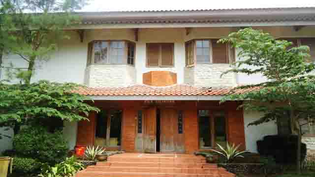 Villa Taman Matahari | Paket Menginap Villa Taman Wisata ...