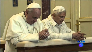 Oremus pro pontifices nostrorum Franciscus et Benedictus Pp. XVI