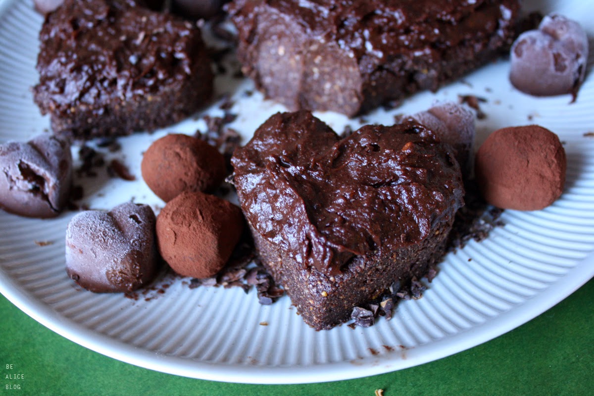 Love Brownie for Two + Chocolate Sweet Hearts (V + GF)