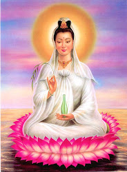 DEUSA KWAN YIN