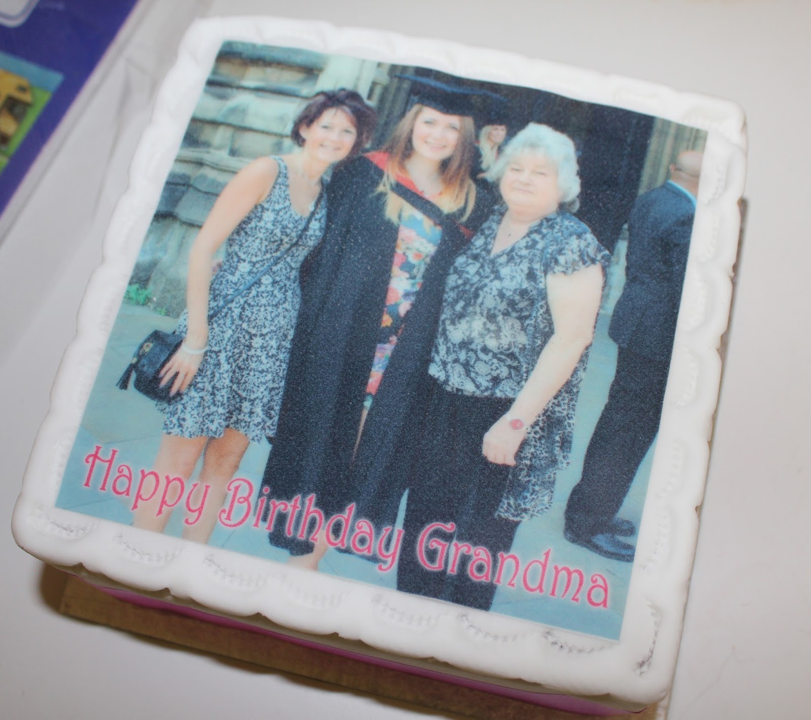 Eat Your Photo Personalised Cakes