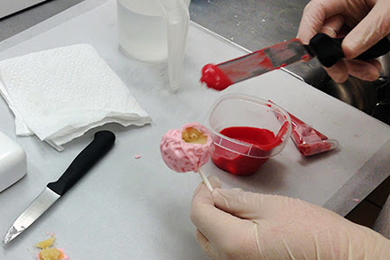 Tutorial on how to make Bloody Brains from @flourandsun that are featured on @PintSizedBaker!