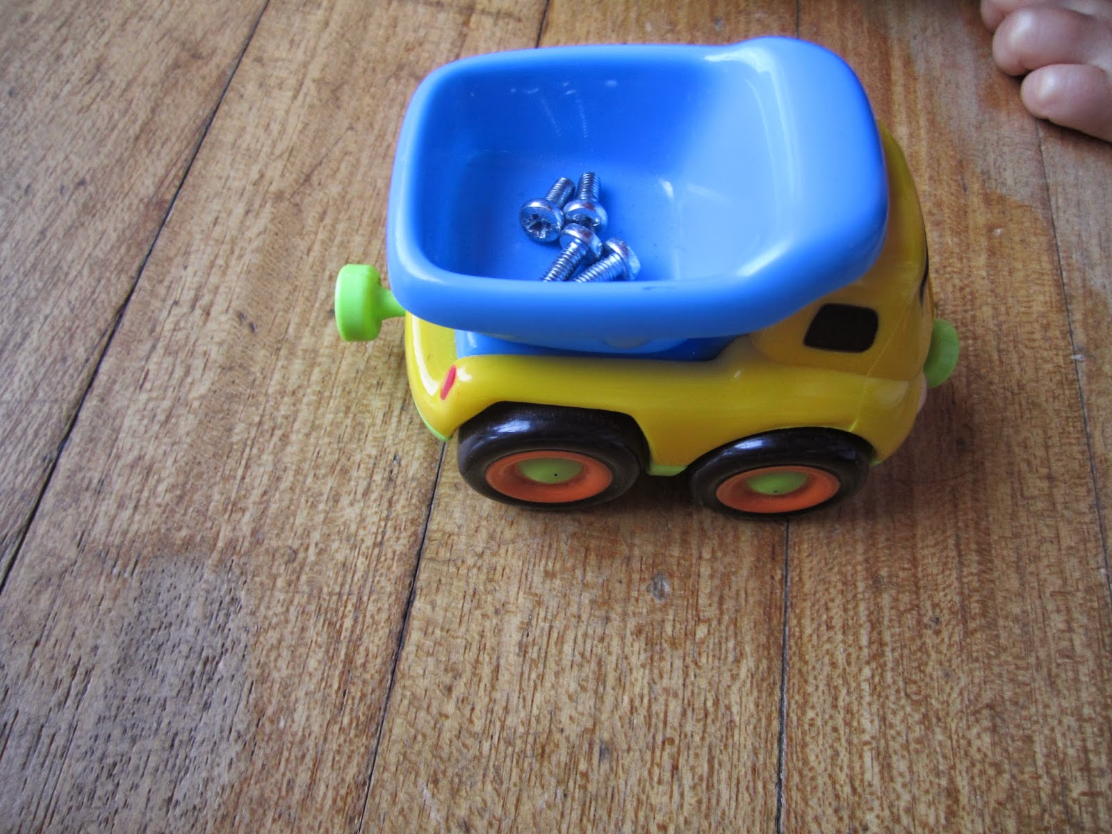 The Feverish Feltist Ikea Aron chair revamp