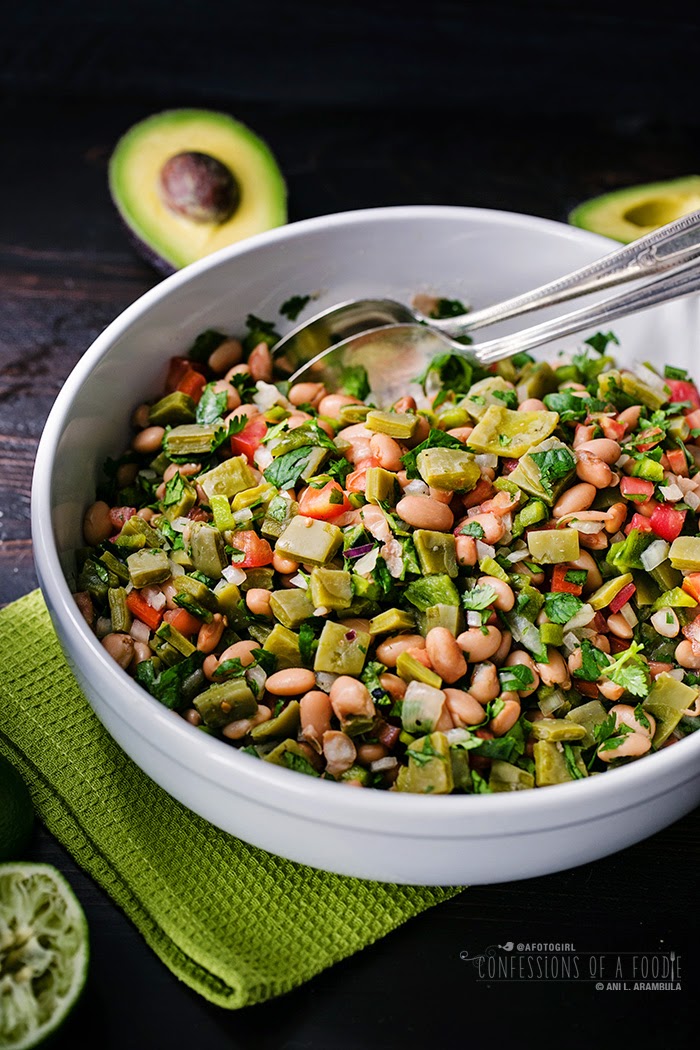 Enselada de Nopales (Cactus Salad)