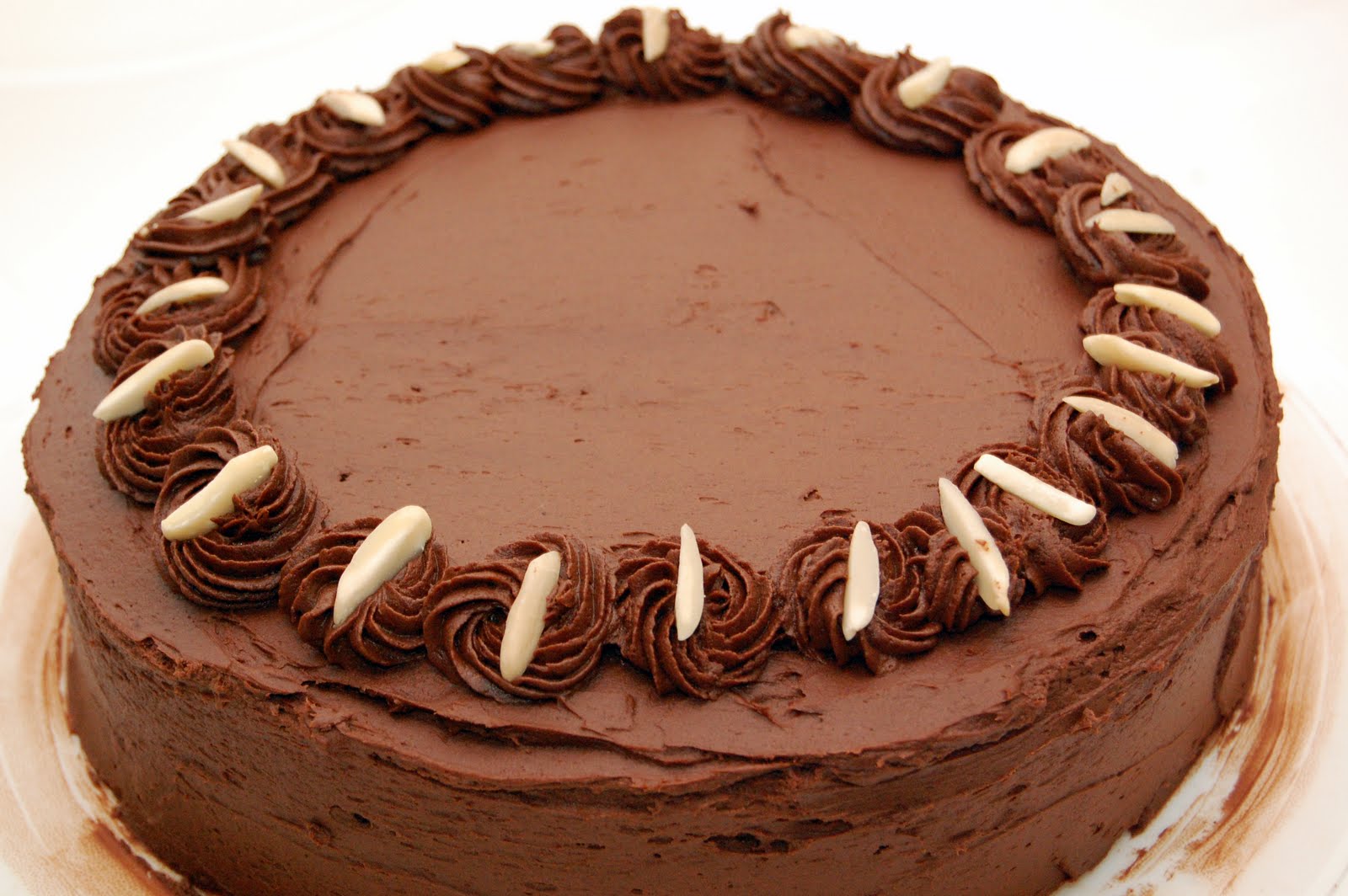 White/Marbled Cake with Chocolate Truffle Buttercream