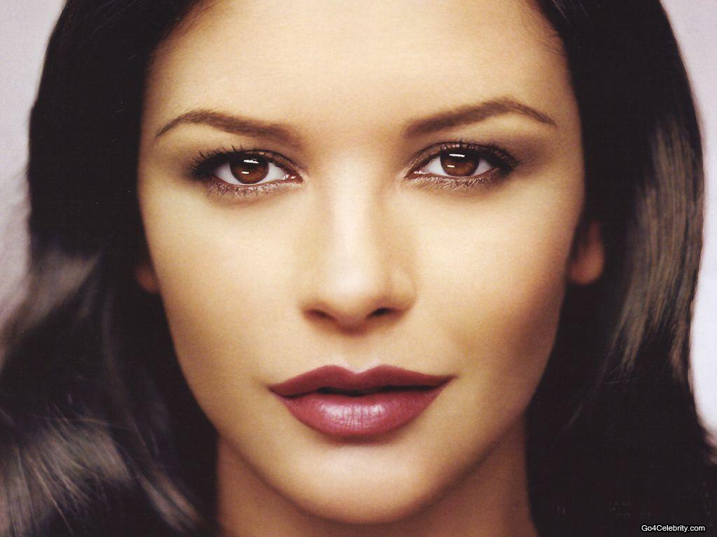http://2.bp.blogspot.com/-W9IVIjdP8KM/UIQe2u6F3kI/AAAAAAAAVG4/usta6g0B21Q/s1600/Catherine-Zeta-Jones-037.jpg