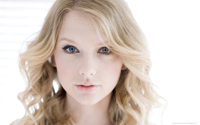 Taylor Swift Singer - Celebrity Close-Ups Wallpapers