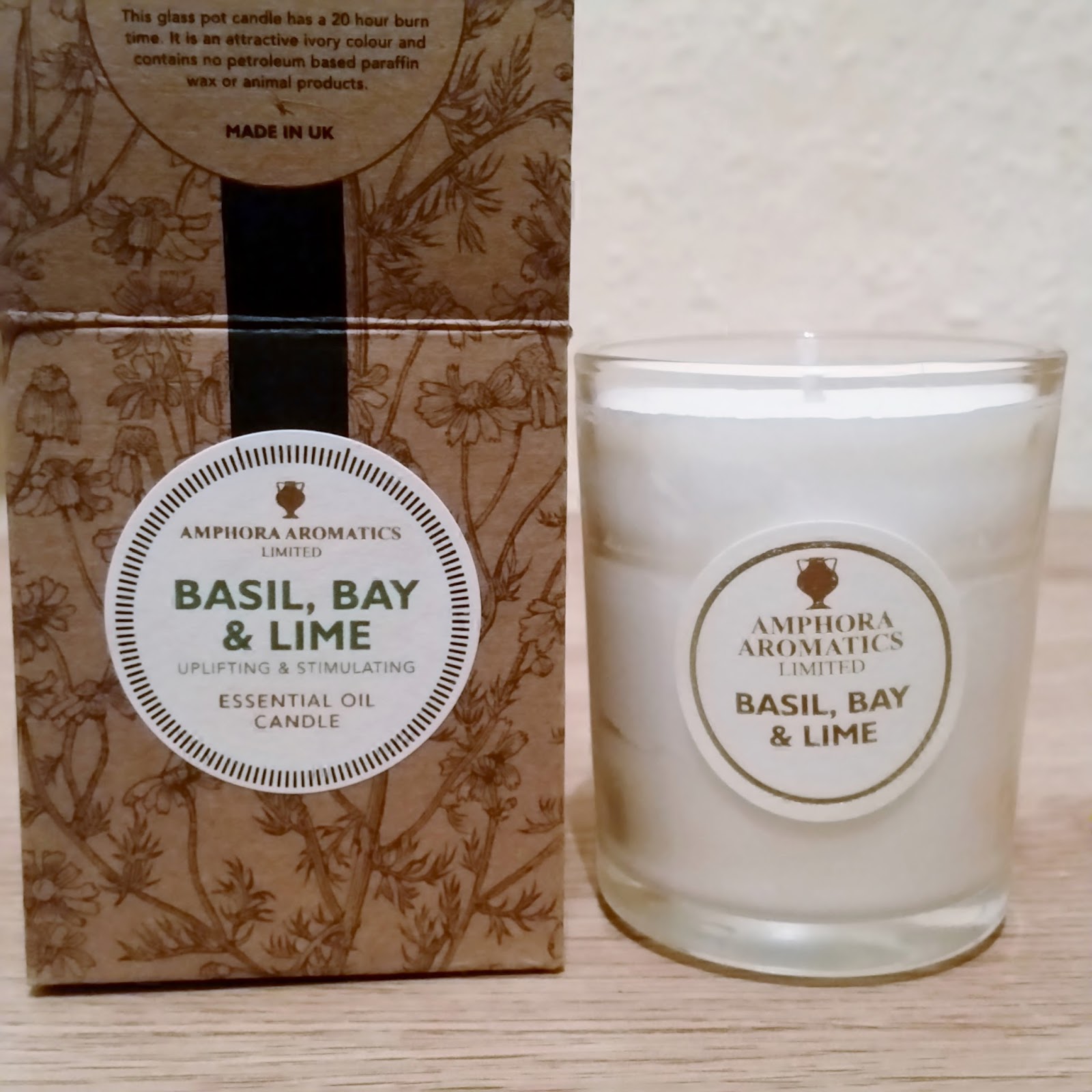 Candles Amphora Aromatics Aromatherapy To Suit Your Mood Blonde Male