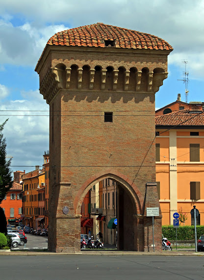 PORTA CASTIGLIONE