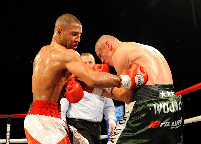 Brook Disposes Of Jackiewicz In Six