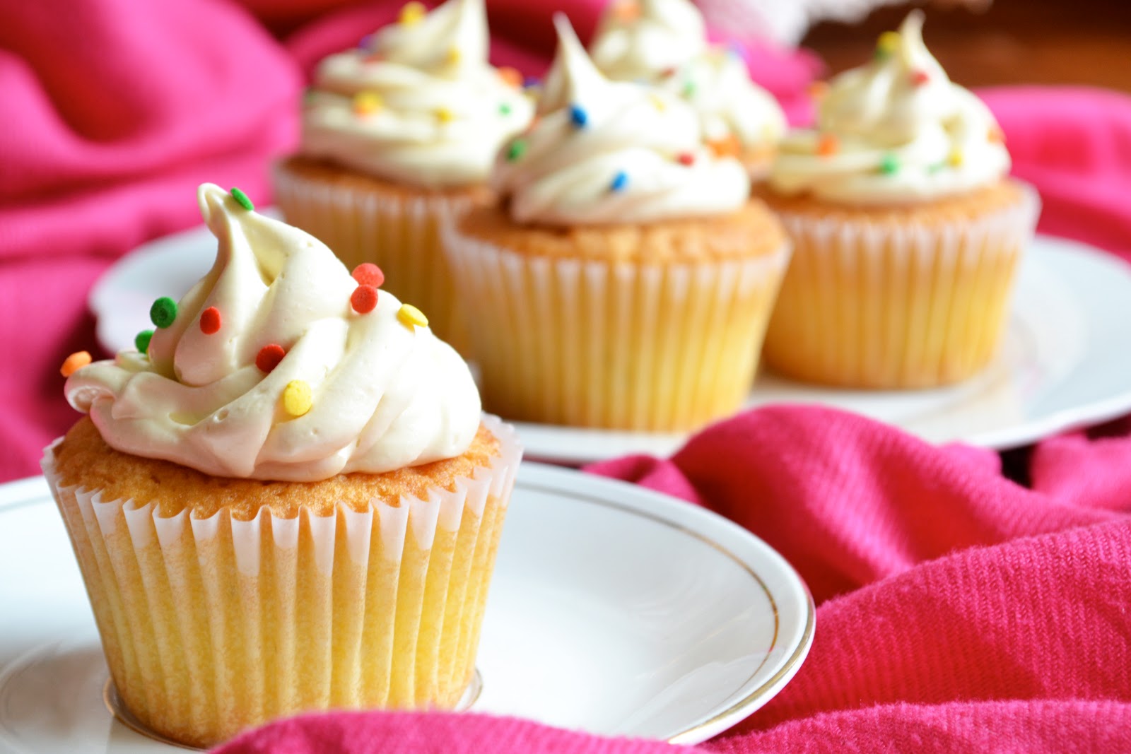 Macadamia & Sal Cupcakes de naranja y chocolate blanco
